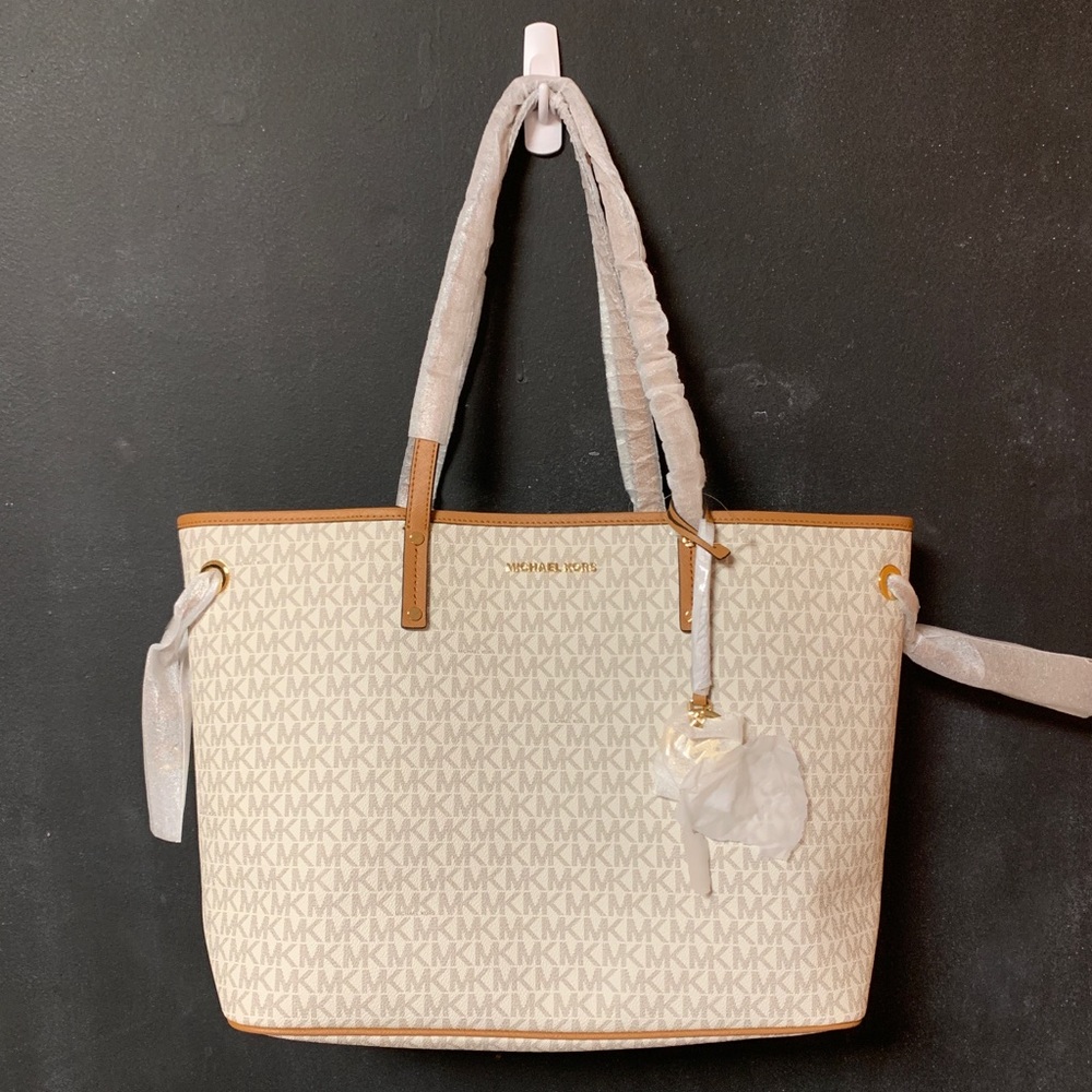 Michael Kors Jet Send Travel Bag